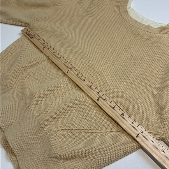 Lululemon Waist Length Crewneck Sweater Prosecco / Lemon Sorbet Size 4 - Picture 5 of 7